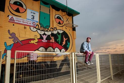 הצייר אור בר-אל מתעד את תל אביב בסרטוני אנימציה ששוברים את הטיק טוק 