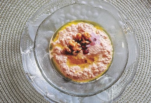 טחינת אגוזי מלך בהדרים