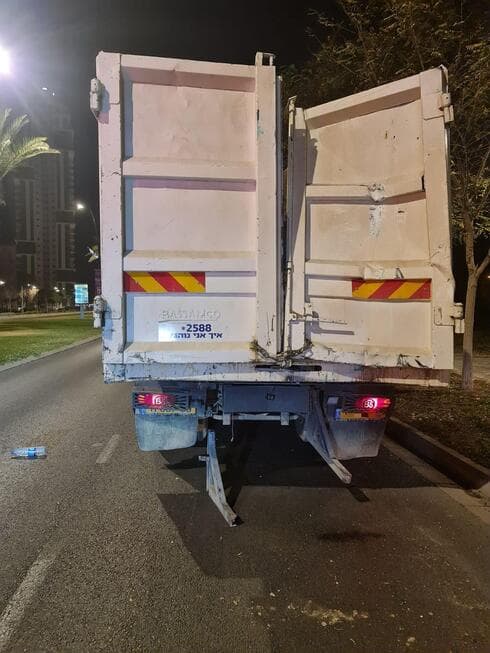 המשאית בזירת התאונה