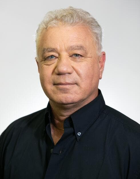 ד"ר אבי צרפתי 