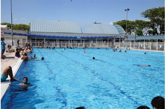 בריכת הקאנטרי קלאב. בתוכנית הקמת שתי בריכות בשנה הקרובה