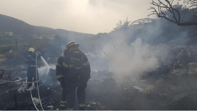 זירת השריפה ביישוב אדמה (צילום: דוברות כבאות והצלה) זירת השריפה ביישוב אדמה