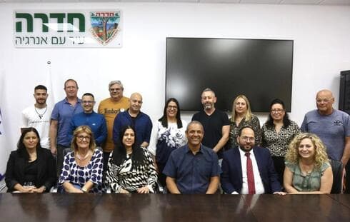 מדליקי המשואות בחדרה במפגש עם מ"מ ראש העירייה בפועל, ניר בן חיים