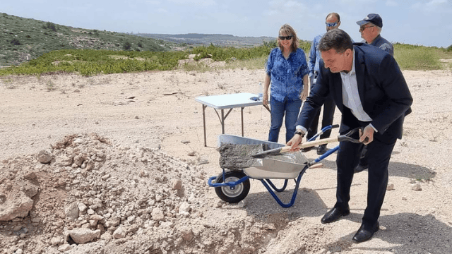 הנחת אבן הפינה לבית הספר החדש במודיעין