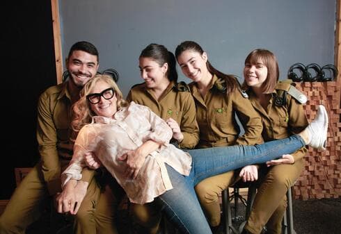 ענבי עם אדלר, כהן, דרויס ואזוט. "מרגש אותנו ברמות לפגוש את הוותיקים"