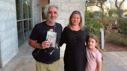 רבינר, קוסאשווילי והתסריט