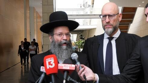 הרב יעקב דיסקינד ועו"ד ערן בקר