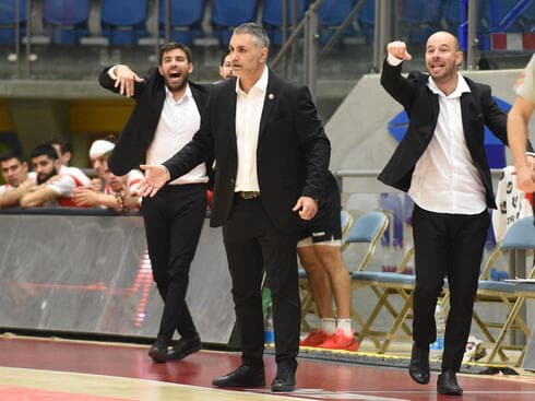 ליבאדיוטיס עם עוזריו רועי ליכטנברג ופאבלו דה קוסטה