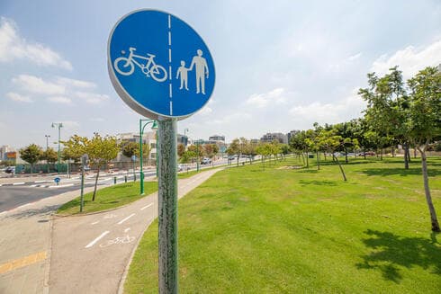 שביל אופניים בפתח תקוה