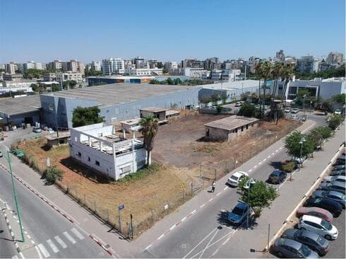 חוות אטינגטון פתח תקוה