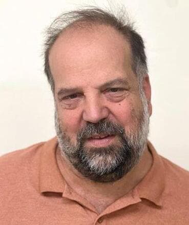 ד"ר אורי לבנטל, פסיכיאטר ויו"ר ועד העובדים בבית החולים לבריאות הנפש: "אסור שהרופאים והרופאות והצוותים הרפואיים ימשיכו לחוות אלימות" (צילום: פרטי) ד"ר אורי לבנטל, פסיכיאטר ויו"ר ועד העובדים בבית החולים לבריאות הנפש: "אסור שהרופאים והרופאות והצוותים הרפואיים ימשיכו לחוות אלימות"