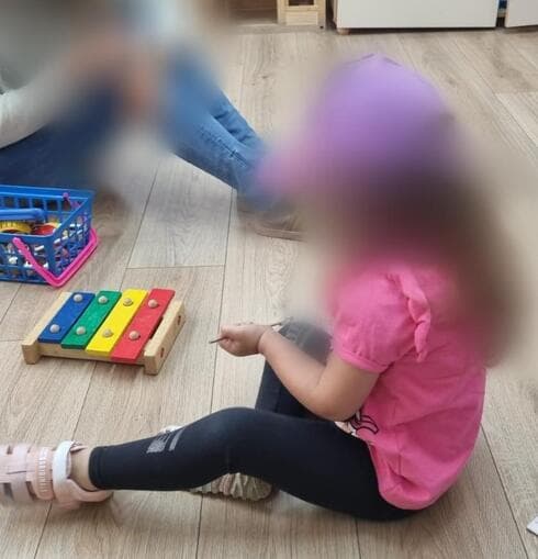 הילדה במעון. דרישה שגם היא תיכלל בכתב האישום