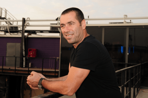 יוסי שוורץ בעלי מועדון הפורום יוסי שוורץ בעלי מועדון הפורום