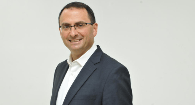 רומן פרס