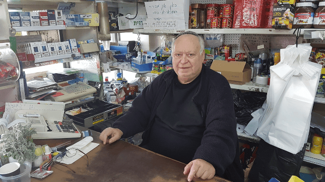 "אדם יקר ואהוב". יעקב דהן