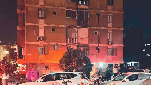 זירת השריפה בבת ים