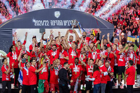באר שבע חוגגת גביע. שבירו סבור שהקבוצה עשתה עונה נהדרת