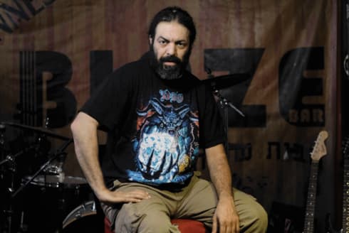 זקן. "אני מקבל כל כך הרבה פניות"