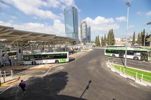 מסוף אבנת אוטובוסים פתח תקוה