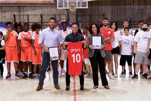 דנילוביץ', ד"ר זוהר ומנכ"ל "שער שוויון", לירן ג'רסי