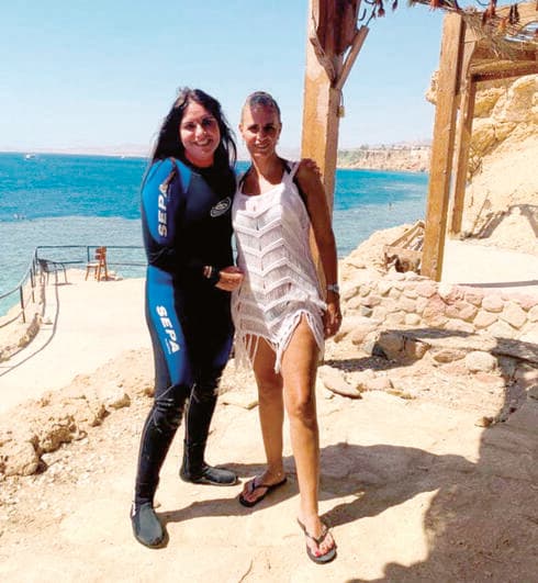עם ח"כ קרן ברק. הכירו באתרי הצלילה ( צילום: אלבום פרטי) עם ח"כ קרן ברק. הכירו באתרי הצלילה