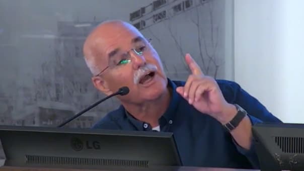 נחשון צוק