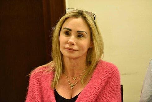 סופי נקש בדיון