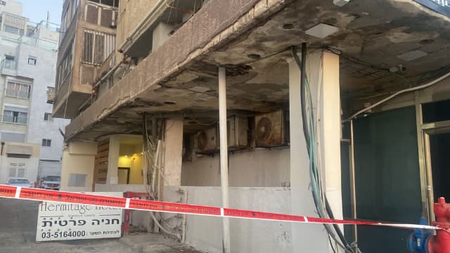 הבניין שפונה ברחוב בן גוריון בבת ים