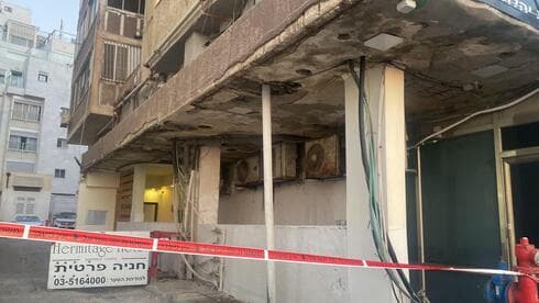 הבניין שפונה ברחוב בן גוריון בבת ים
