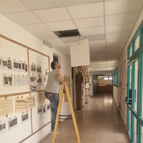 מחליפים את התקרה האקוסטית