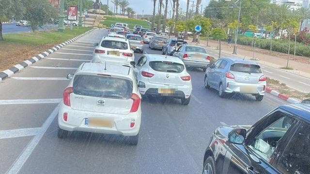 תקועים בדרך