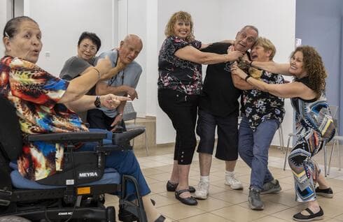 תיאטרון חדש הוקם בכפר סבא, המורכב  מבעלי מוגבלויות וגמלאים