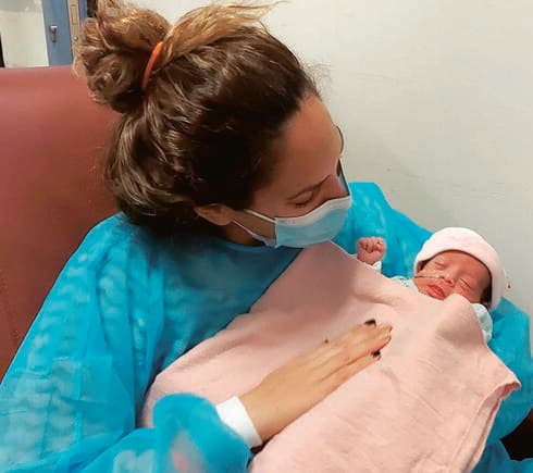 המגע הראשון, אחרי השחרור ממערכת ההנשמה