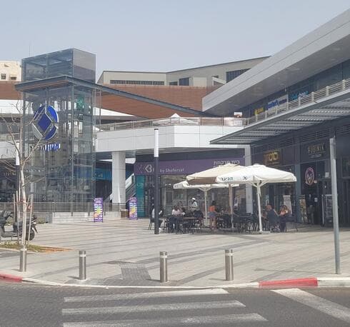 קניון הכיכר פתח תקוה