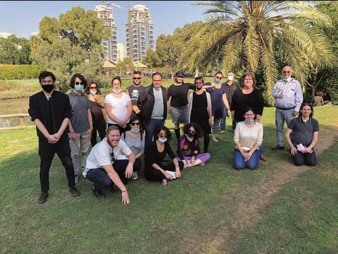 ספי עם החברים