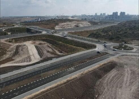 מחלף עינב