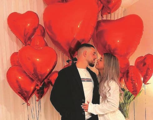 עדן בטינו ושניר גיגי. אהבה צעירה 