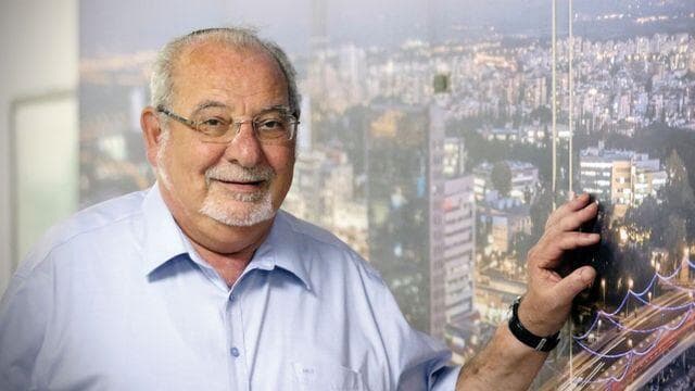 ראש העירייה רחמים מלול. "יש לנו מענים לאנשי החינוך ולהורים בבית" 