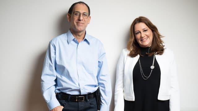 אפרת צוקרמן וזהר בלום 
