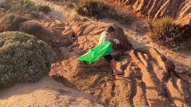בהמשך ינוקו גם חופים אחרים בעיר