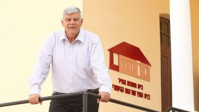 גנדלמן. עוד דחייה בחזרתו לראשות העירייה