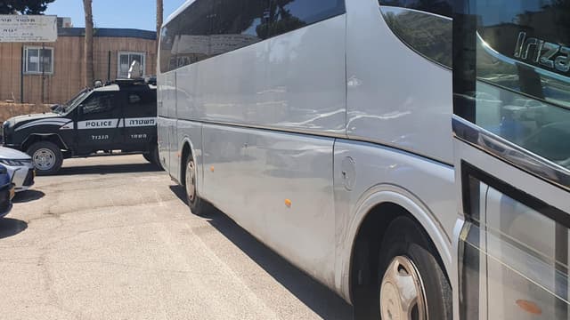 אוטובוס שנעצר בחודש שעבר עם 26 שב"חים