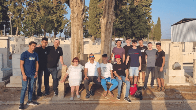 ג'וזפין עם התלמיזים
