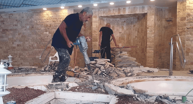 החלפת בריכות הג'קוזי בחדשות 