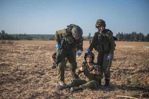 חיילים מצטינים שירה חיא