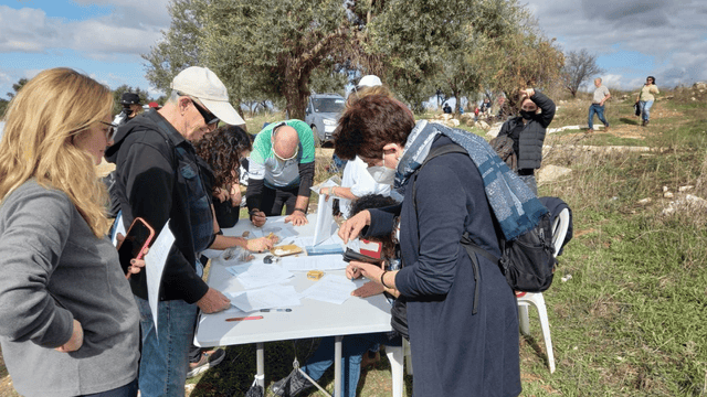 פעילי הסביבה בשטח