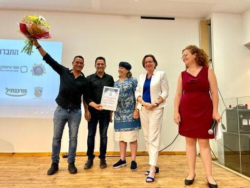 פועלים למען הקהילה. הזוכים