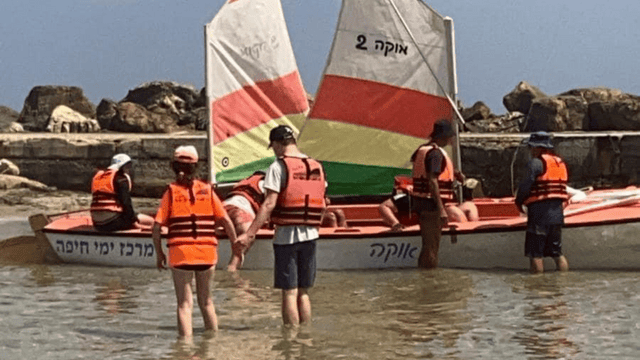 הילדים בפעילות בטרם הופסקה