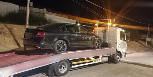 הרכב שהועלה על גרר