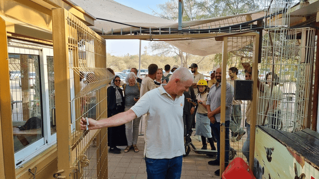 סוגרים את שערי גן החיות בבאר שבע